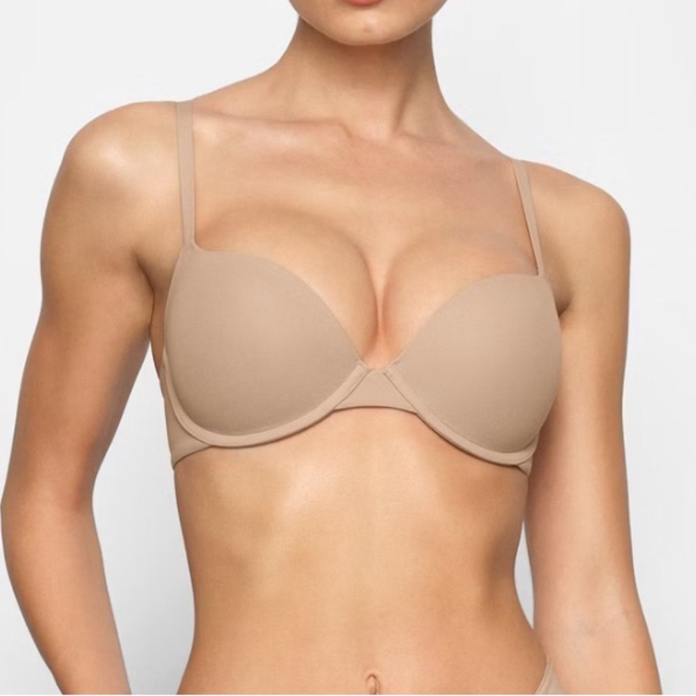 NWT Skims Fits Everybody Push Up Demi Bra